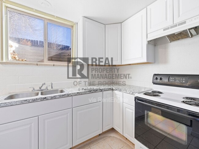 Building Photo - 1116 Alford St