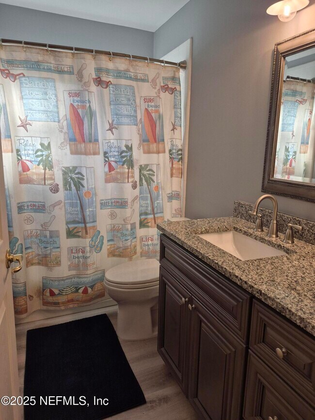 Building Photo - 1688 Northglen Cir