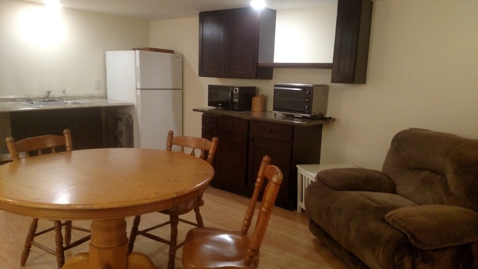 Kitchenette - 5244 41st Ave S