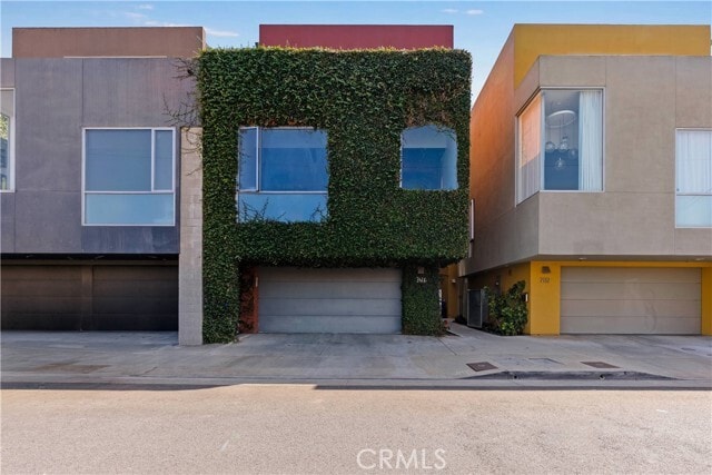 Building Photo - 2114 Narcissus Ct