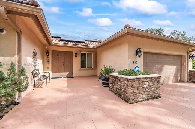 Building Photo - 8931 NW 55th Pl