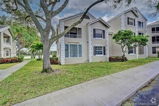 Building Photo - 2850 N Oakland Forest Dr