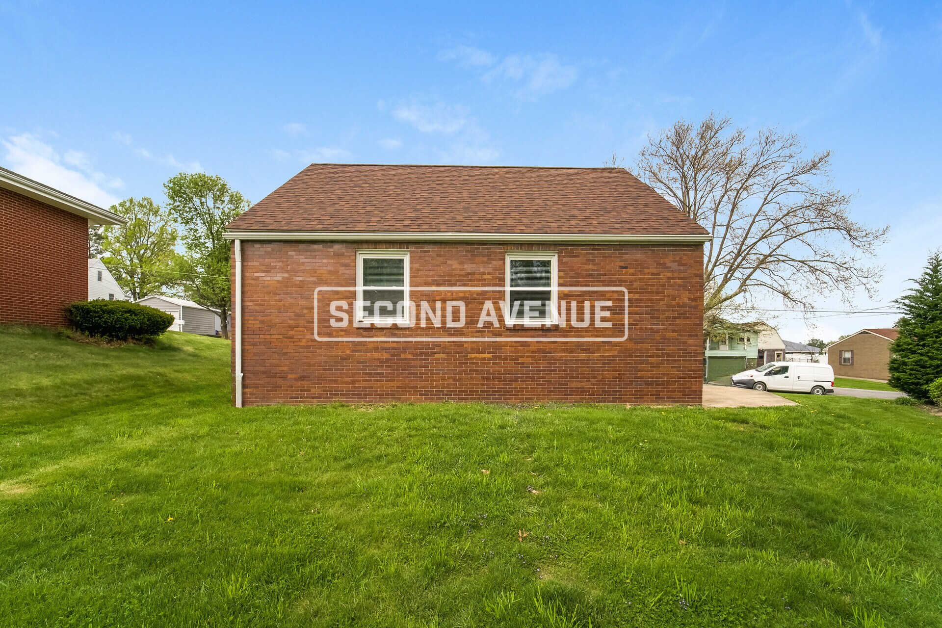 Building Photo - 1247 Cascade Rd