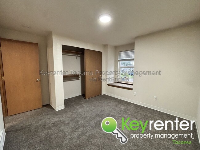 Building Photo - 8604 63rd Ave SW