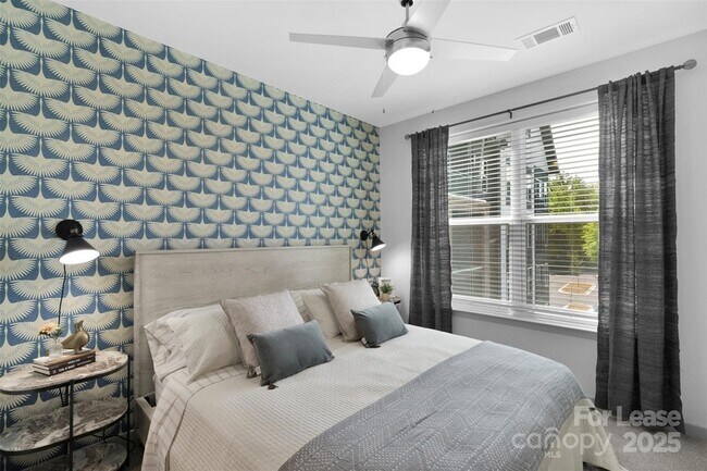 Building Photo - 9821 Research Dr