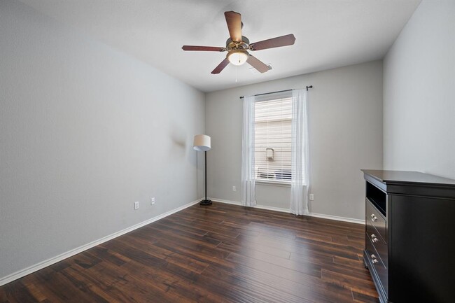 Building Photo - 2114 Campfield Pkwy