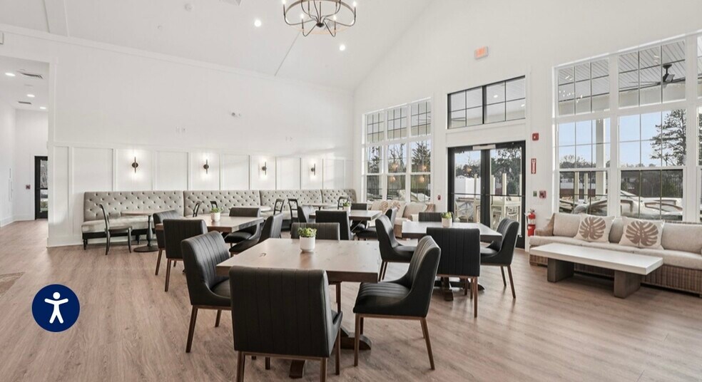 Building Photo - 151 Corolla Dr