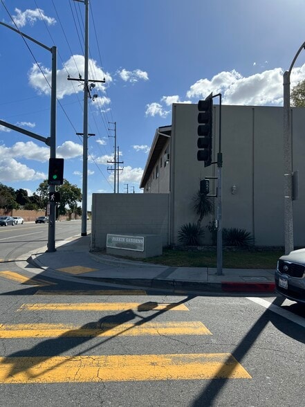 Building Photo - 2324 E Commonwealth Ave