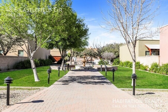 Building Photo - 48 E Castlefield Cir