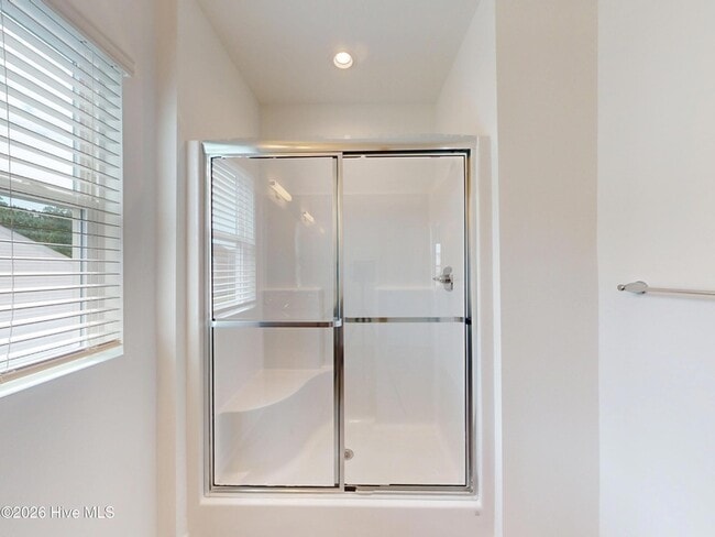 Building Photo - 154 Caulfield Rd