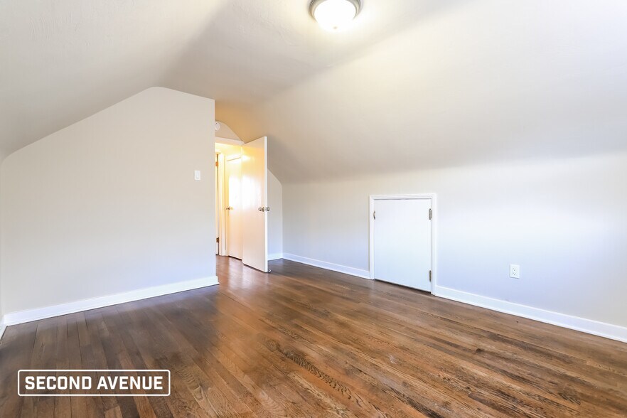 Building Photo - 3563 Middleboro Rd