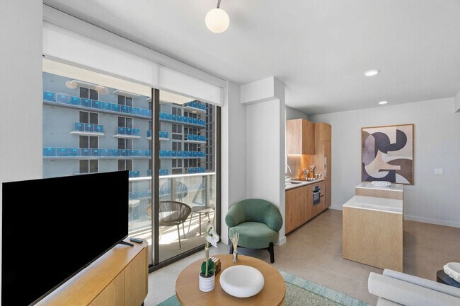 Building Photo - 11 NE 6th St