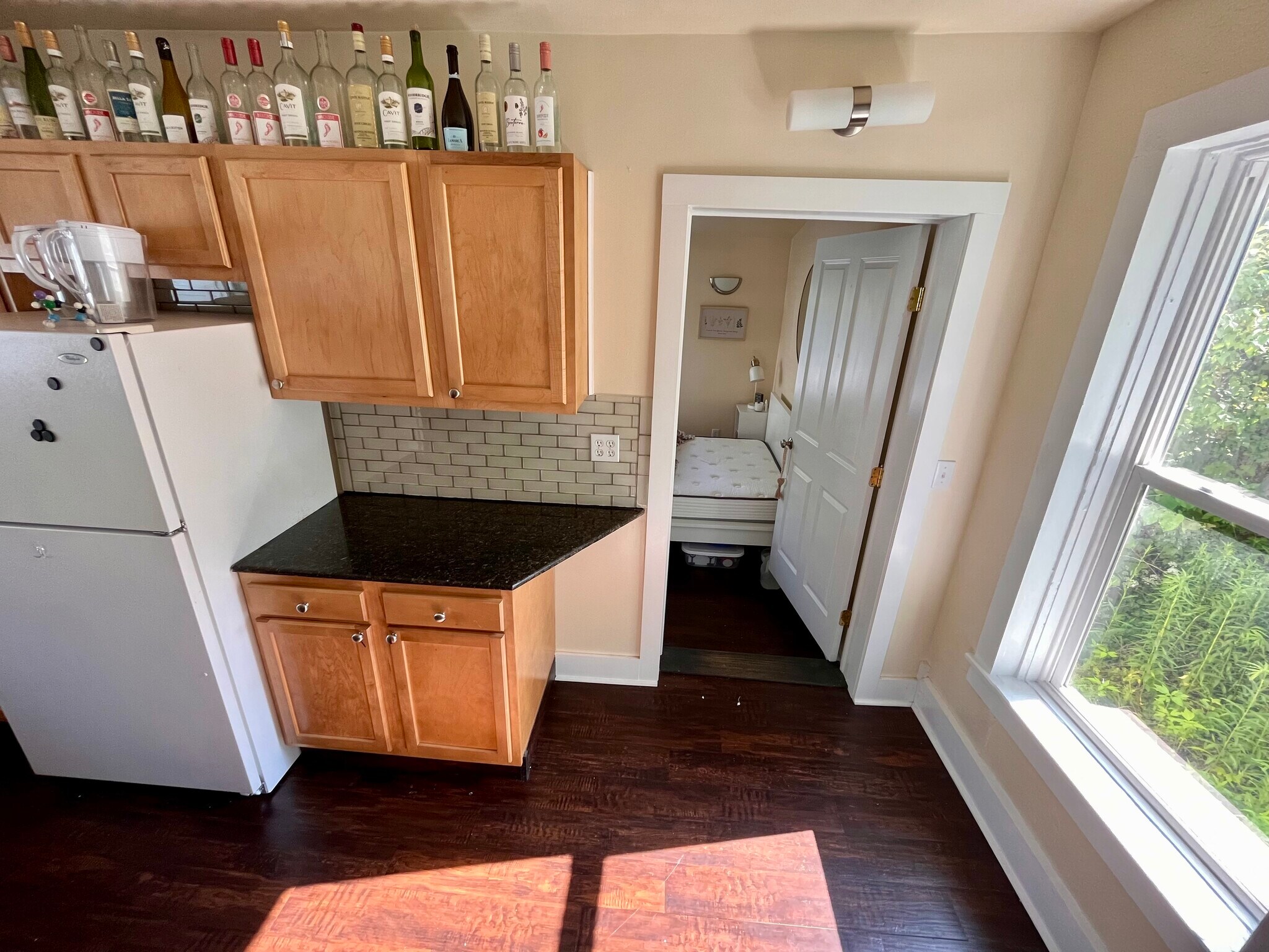 Building Photo - 52 Center St