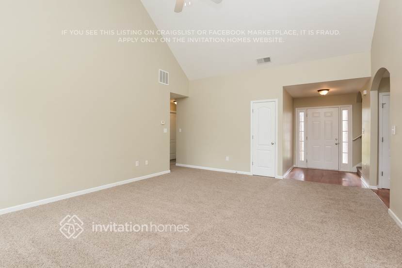 Building Photo - 3640 Cedar Springs Ln SE