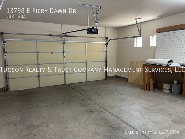 Building Photo - 13798 E Fiery Dawn Dr