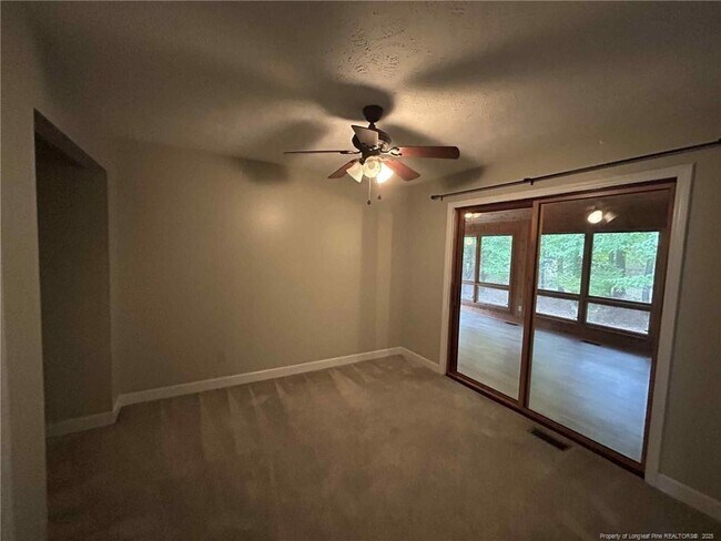 Building Photo - 8043 Canterbury Cir