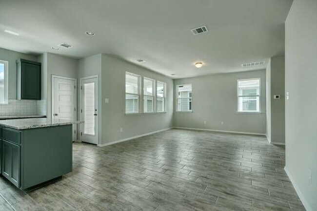 Building Photo - 1326 Goforth Rd