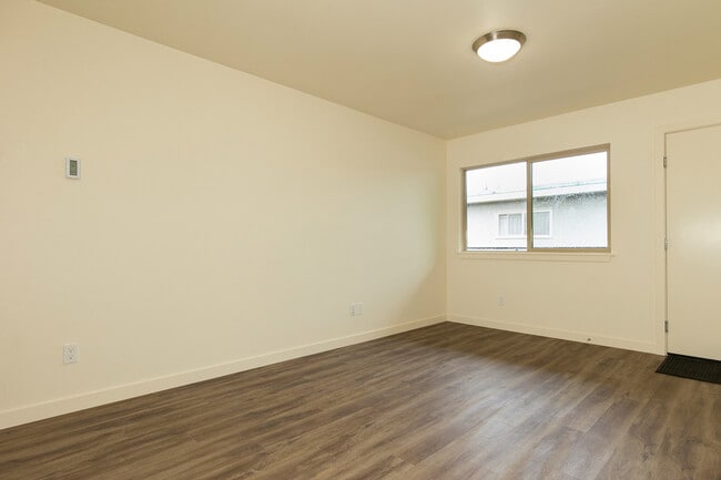 Building Photo - 2237 NW 59th-7