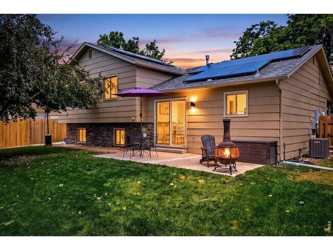Building Photo - 2431 Sunstone Dr