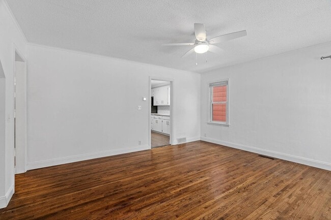 Building Photo - 5705 Logan Ave S