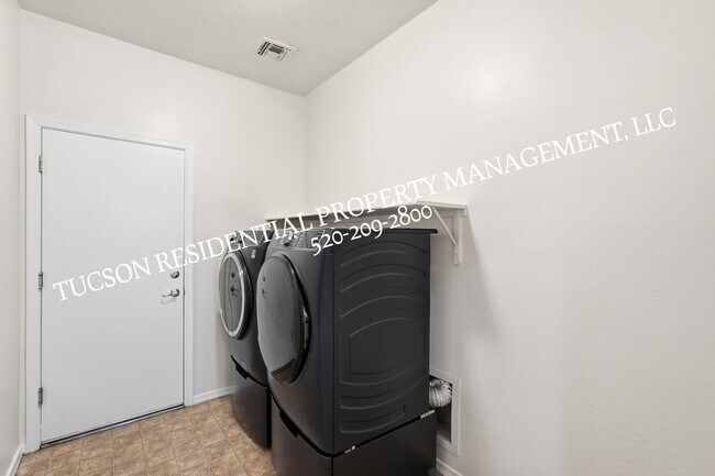 Building Photo - 9535 Crowley Brothers Dr