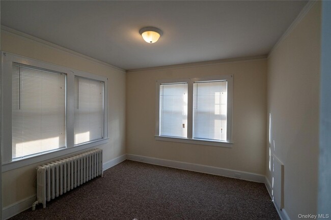 Building Photo - 43 4th St