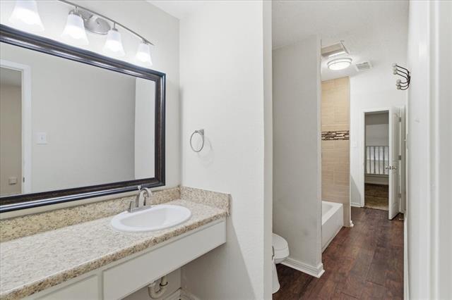 Building Photo - 1200 Tyra Ln