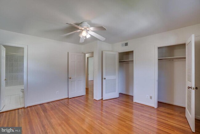 Building Photo - 3710 Woodburn Rd