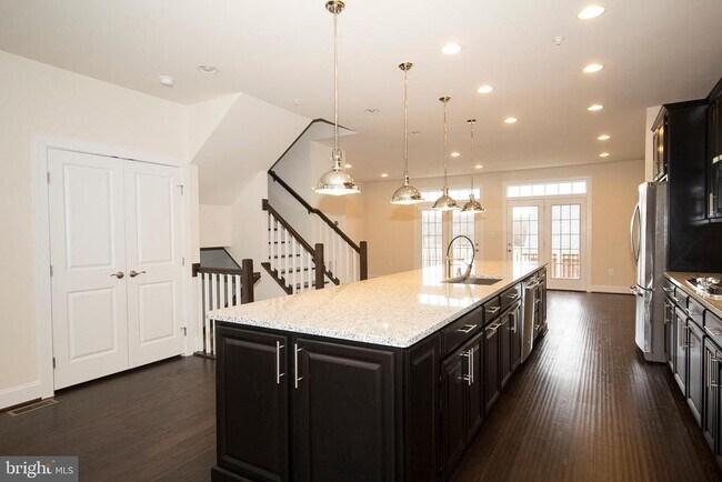Building Photo - 2912 Middleham Ct