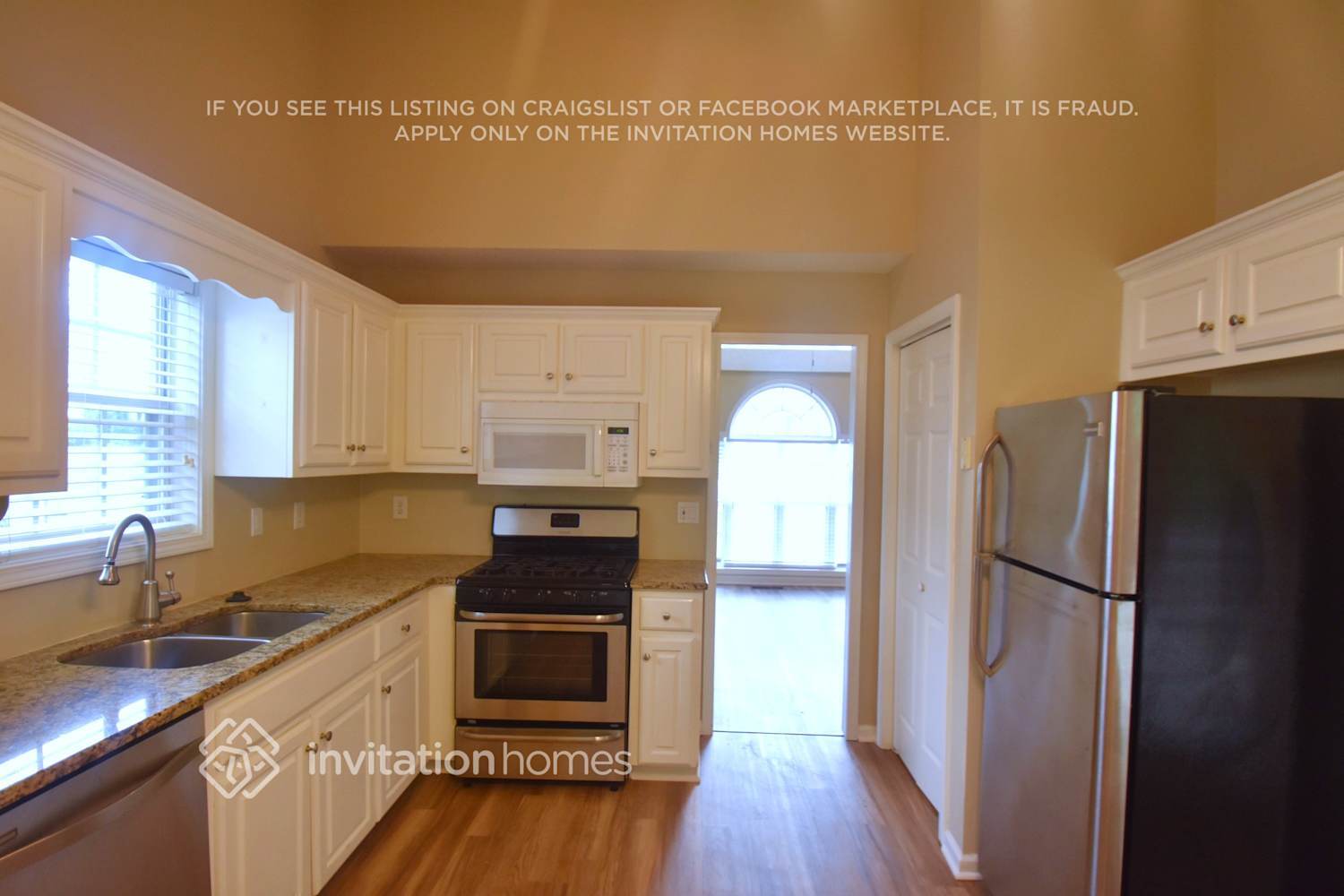 Building Photo - 4067 Mt Vernon Dr