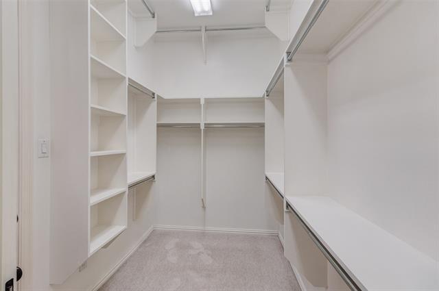 Building Photo - 400 King Galloway Dr