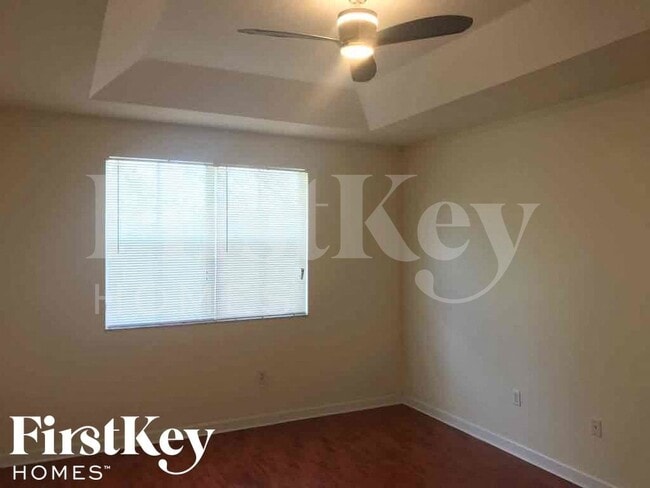 Building Photo - 11912 SW 126th Ln