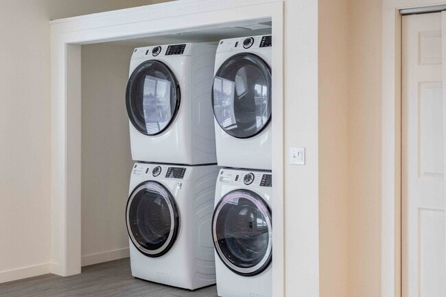 Building Photo - 314 S Asbury St