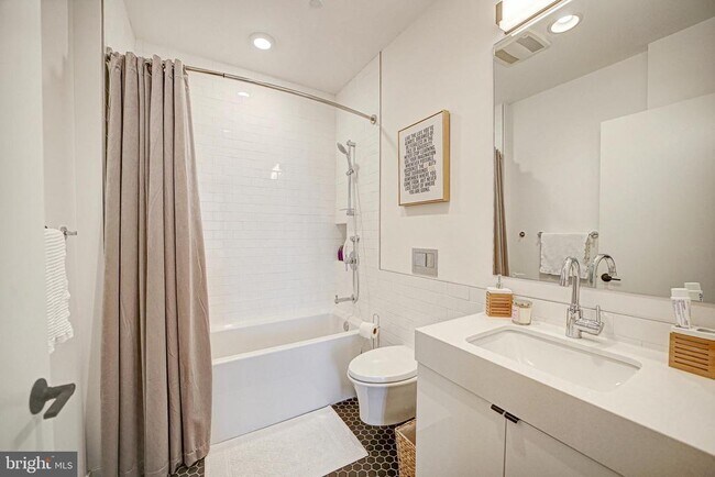 Building Photo - 57 N St NW