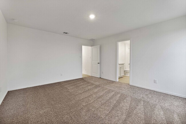 Building Photo - 9206 Selene Pl