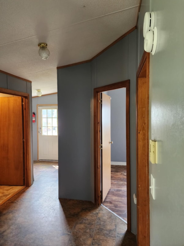 Building Photo - 475 Cold Spring Rd