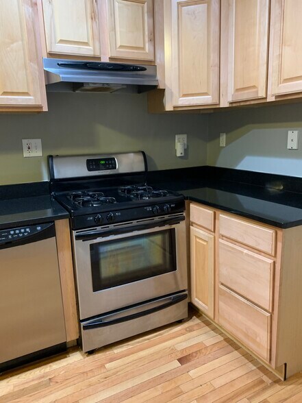 Building Photo - 500 Florida Ave NW