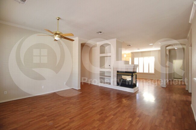 Building Photo - 1445 S Park Grove Cir