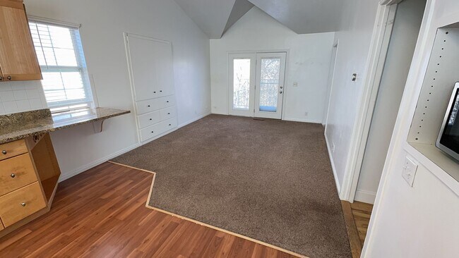 Building Photo - 335 E 830 S