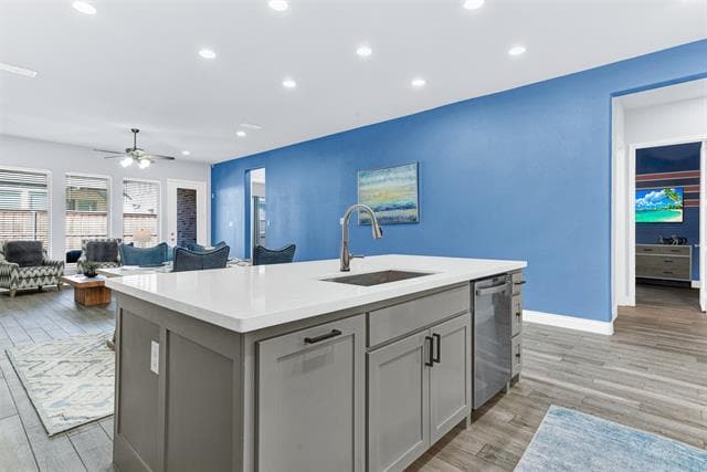 Building Photo - 917 Queens Lk Trl