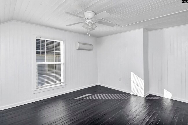 Building Photo - 203 Oliver St