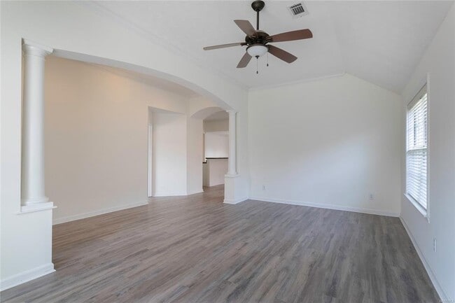 Building Photo - 8978 Stoneridge Pl