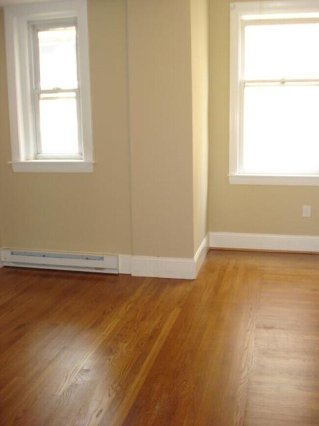 Building Photo - 5 BED/2 BATH NEAR B.U. FOR 9/1/2026