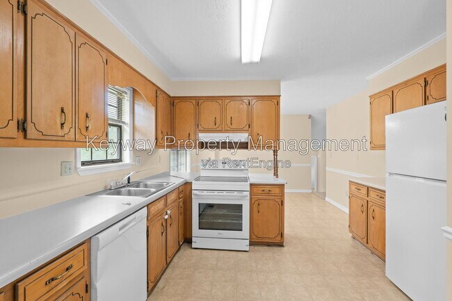Building Photo - 3638 Karleen Rd