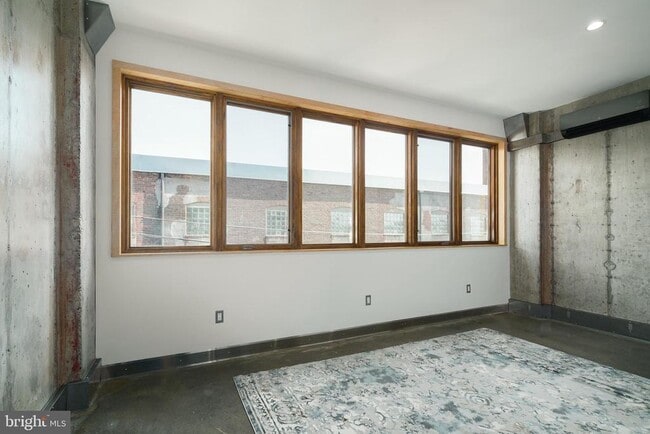 Building Photo - 2236 Alter St