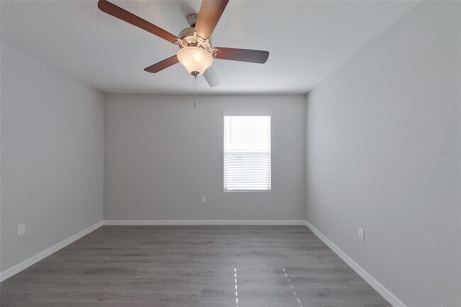 Building Photo - 8624 SW 44th Ct