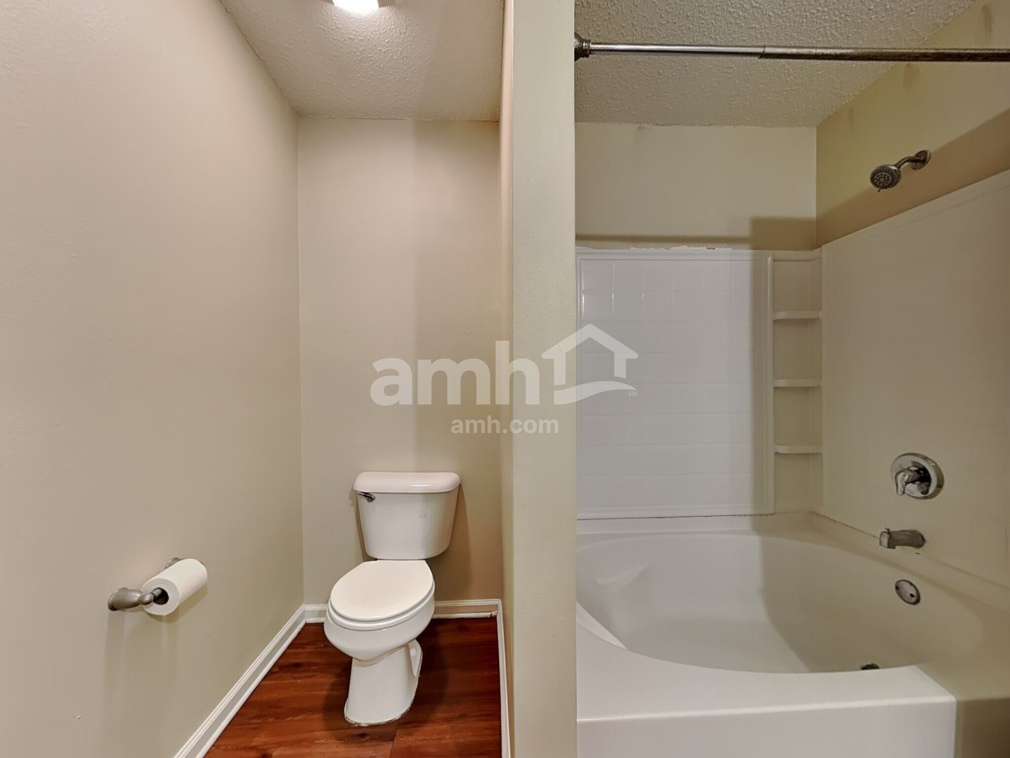 Building Photo - 13 Holly Springs Cir