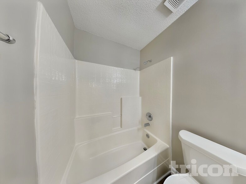 Building Photo - 5709 Bryanstone Pl