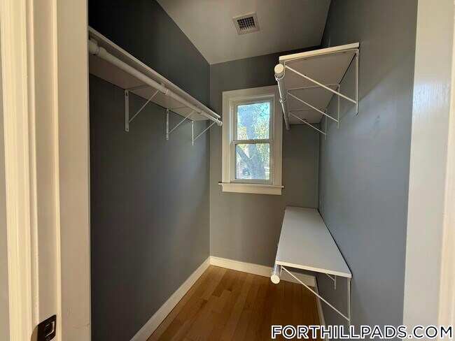 Building Photo - 31-33 Thornton St.