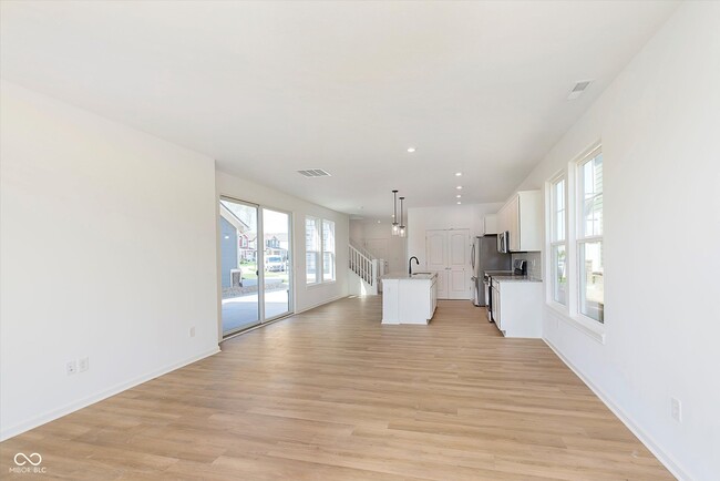 Building Photo - 15929 Tharp Wds Dr